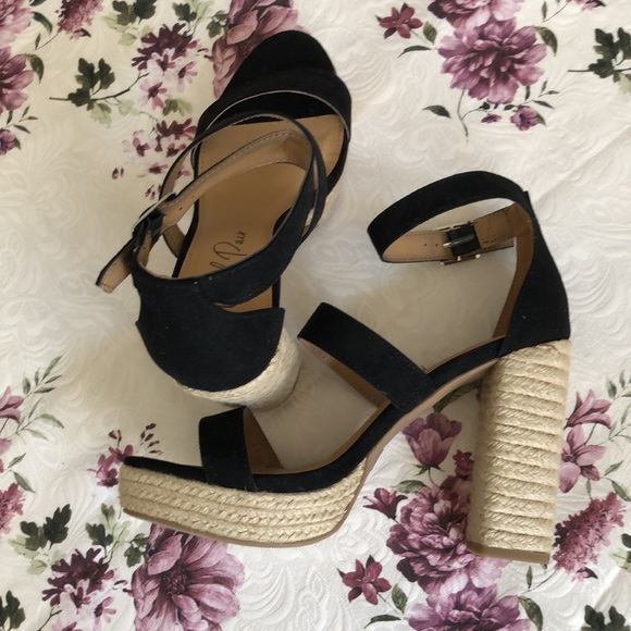 Wild Pair dress/casual platform - Picture 3 of 6